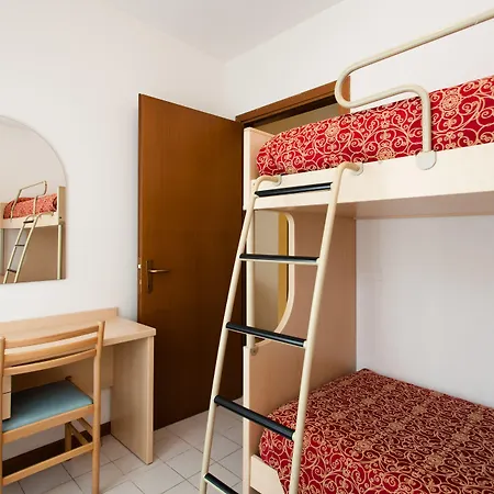 Marina מלון דירות